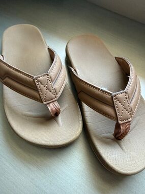 Youth 13-1 Brown Flip Flops